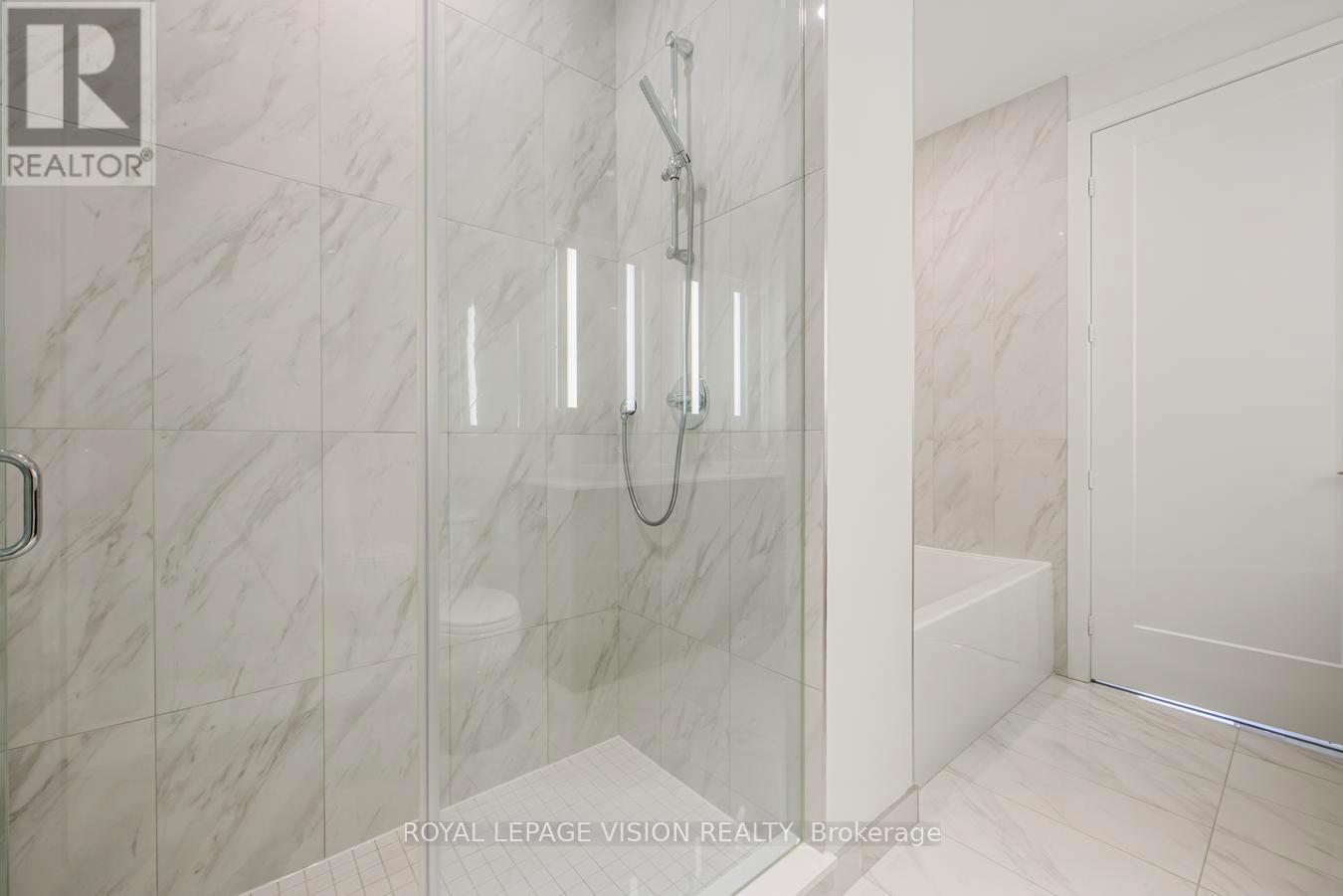 702 - 480 Front Street W, Toronto, Ontario  M5V 0V6 - Photo 28 - C12642630