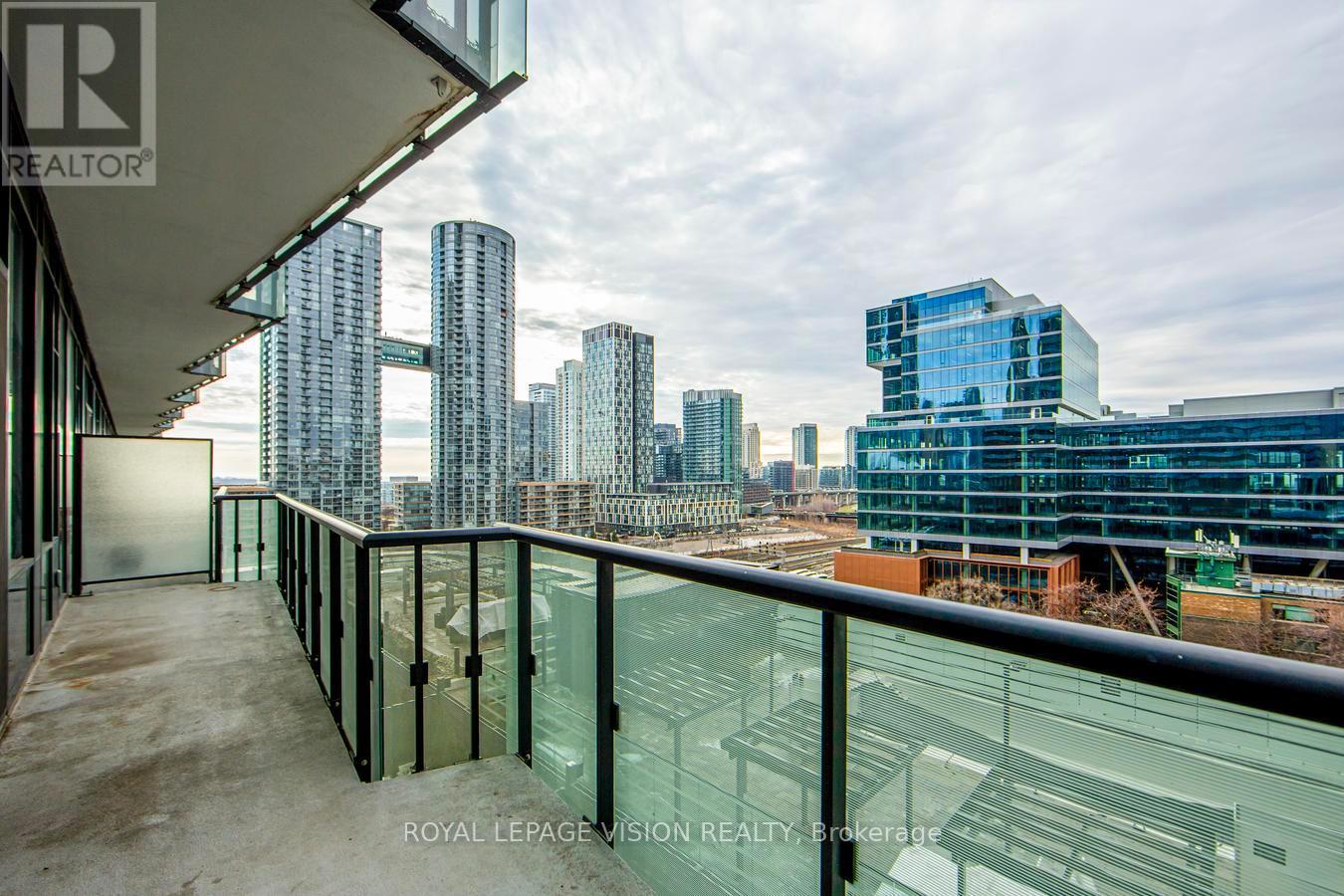 702 - 480 Front Street W, Toronto, Ontario  M5V 0V6 - Photo 30 - C12642630