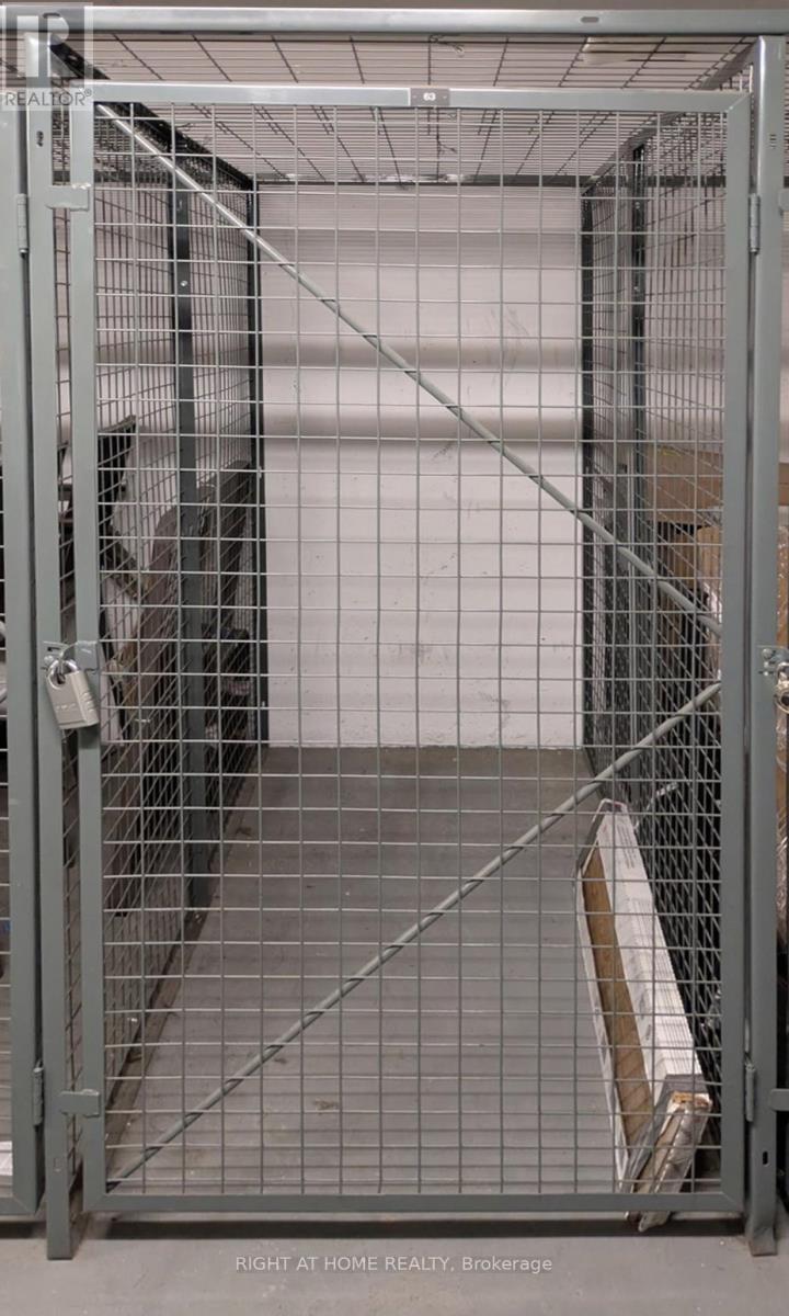 Th106 - 15 Bruyeres Mews, Toronto, Ontario  M5V 0A7 - Photo 33 - C12642638