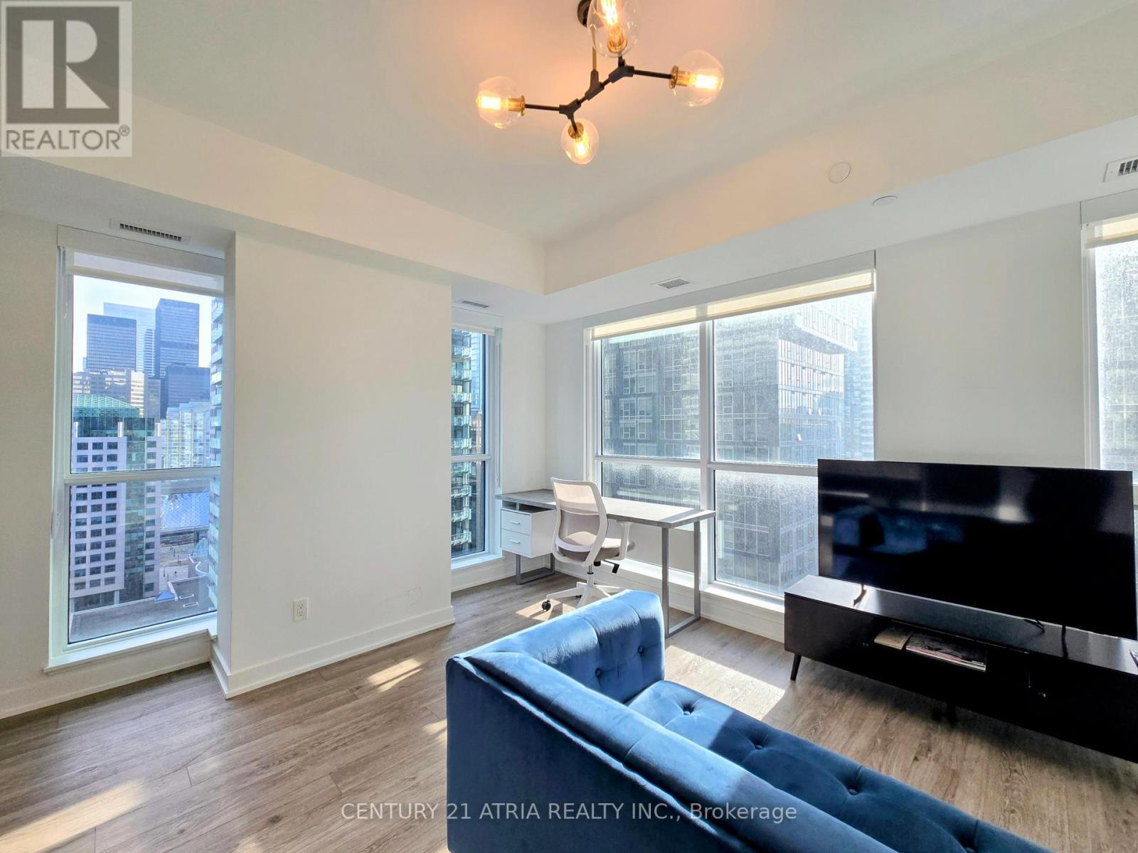 1902 - 327 King Street, Toronto, Ontario  M5V 0W7 - Photo 17 - C12642660