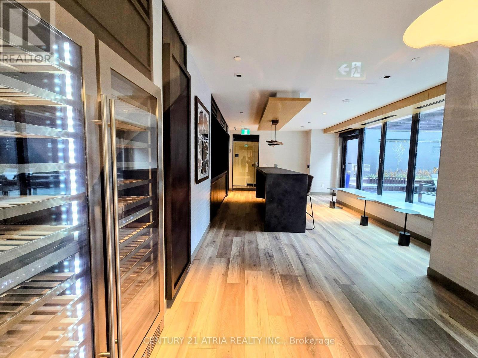 1902 - 327 King Street, Toronto, Ontario  M5V 0W7 - Photo 24 - C12642660