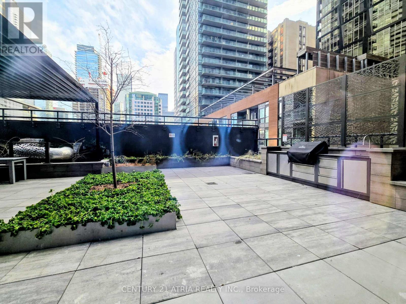 1902 - 327 King Street, Toronto, Ontario  M5V 0W7 - Photo 25 - C12642660