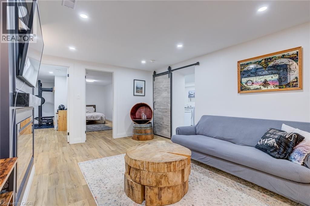 6461 Dickenson Road E, Mount Hope, Ontario  L0R 1W0 - Photo 26 - 40765619