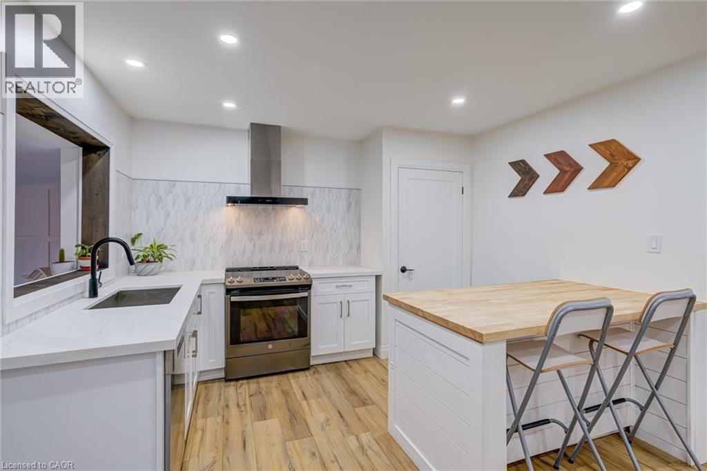 6461 Dickenson Road E, Mount Hope, Ontario  L0R 1W0 - Photo 12 - 40765619