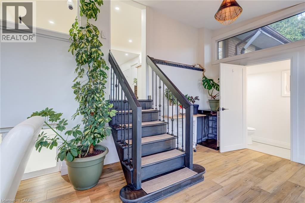 6461 Dickenson Road E, Mount Hope, Ontario  L0R 1W0 - Photo 34 - 40765619