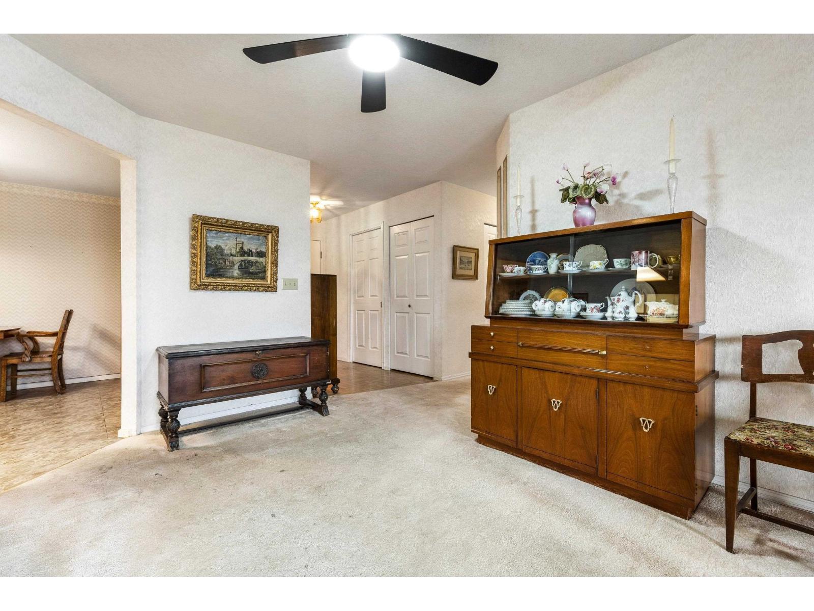 202 33233 E Bourquin Crescent, Abbotsford, British Columbia  V2S 1Y2 - Photo 18 - R3074356