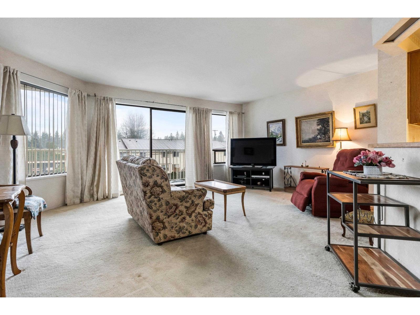 202 33233 E Bourquin Crescent, Abbotsford, British Columbia  V2S 1Y2 - Photo 13 - R3074356