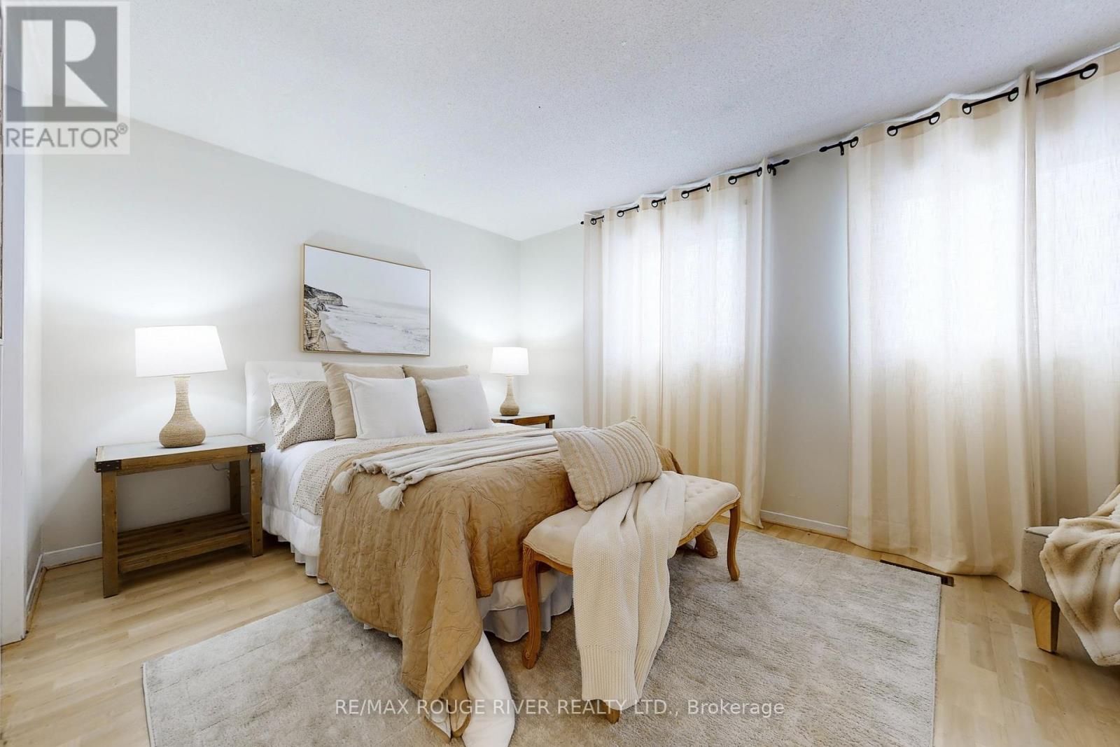 2144 Duberry Drive E, Pickering, Ontario  L1X 2A5 - Photo 14 - E12642700