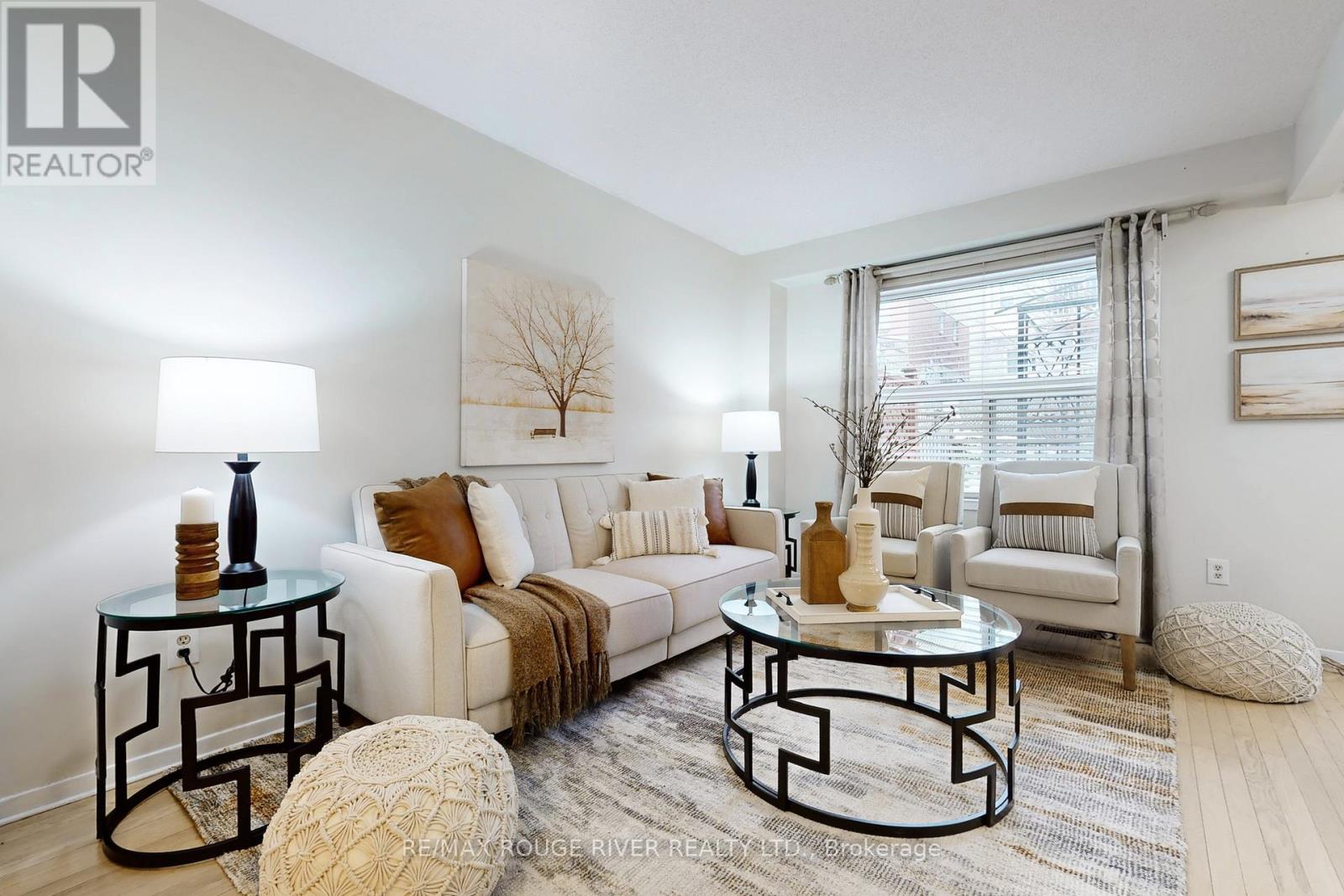 2144 Duberry Drive E, Pickering, Ontario  L1X 2A5 - Photo 2 - E12642700