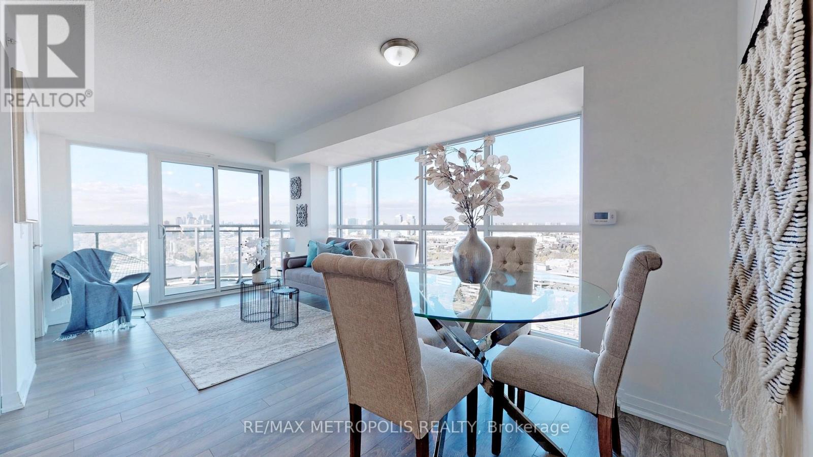 2405 - 30 Meadowglen Place, Toronto, Ontario  M1G 0A6 - Photo 12 - E12642714