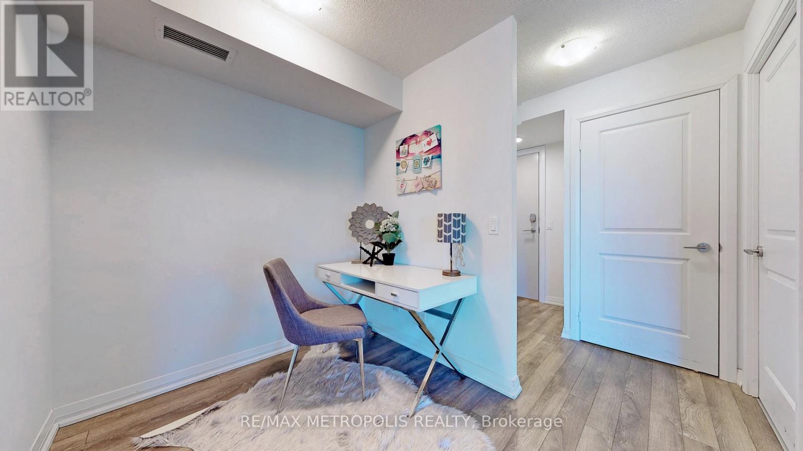 2405 - 30 Meadowglen Place, Toronto, Ontario  M1G 0A6 - Photo 26 - E12642714