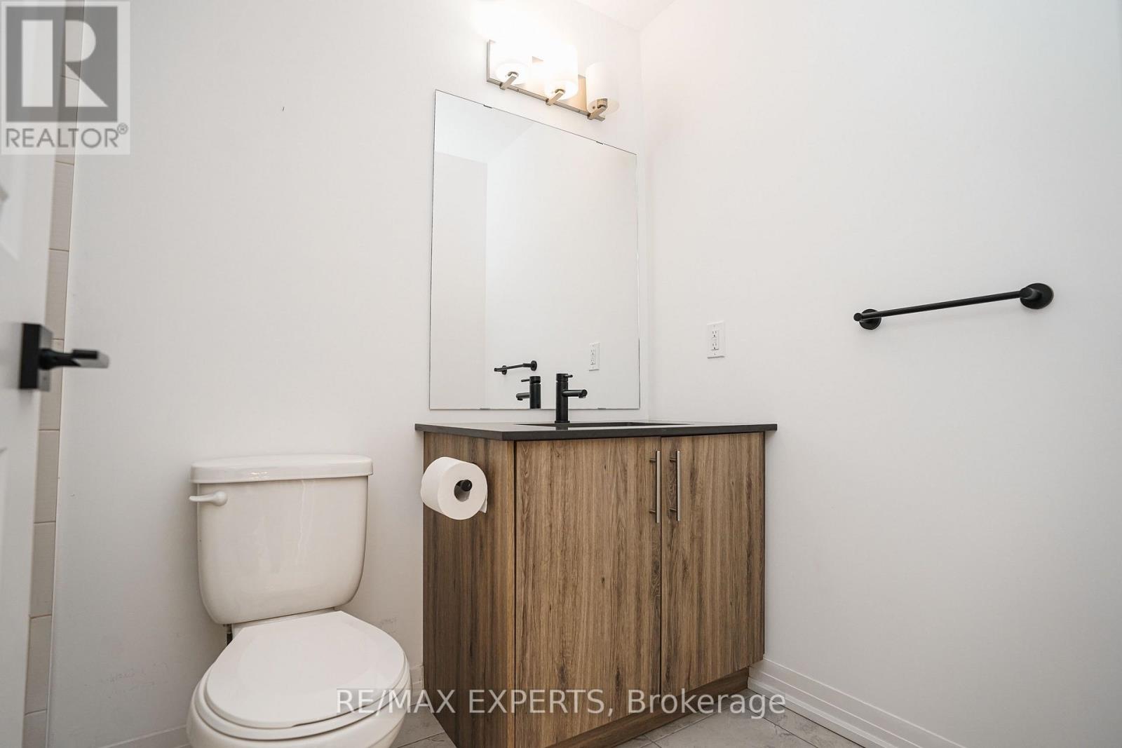 108 Fairlane Avenue, Barrie (Painswick South), Ontario  L9J 0M5 - Photo 14 - S12642720