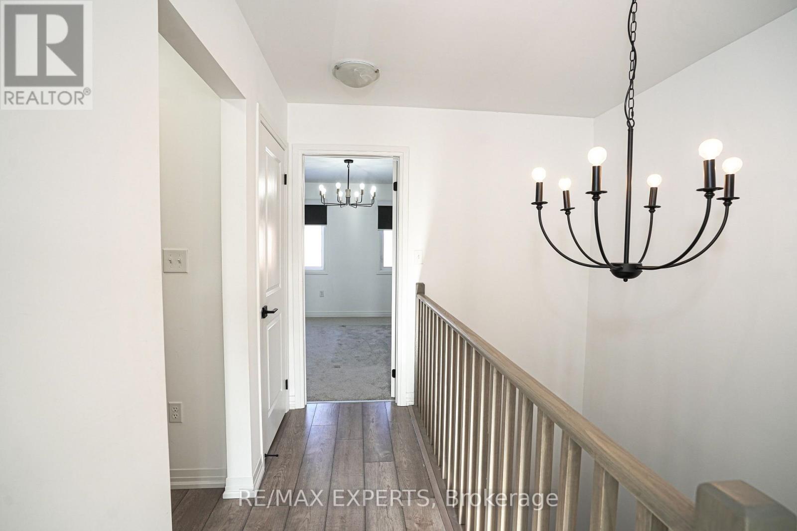 108 Fairlane Avenue, Barrie (Painswick South), Ontario  L9J 0M5 - Photo 16 - S12642720