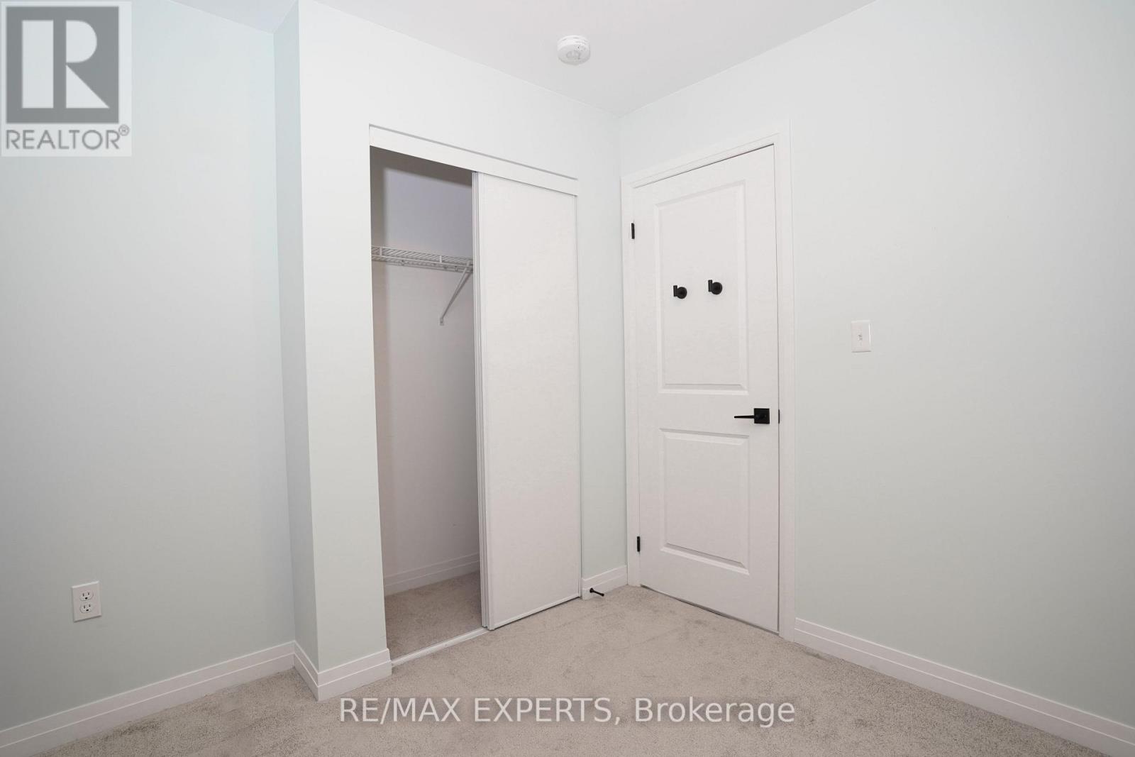 108 Fairlane Avenue, Barrie (Painswick South), Ontario  L9J 0M5 - Photo 17 - S12642720