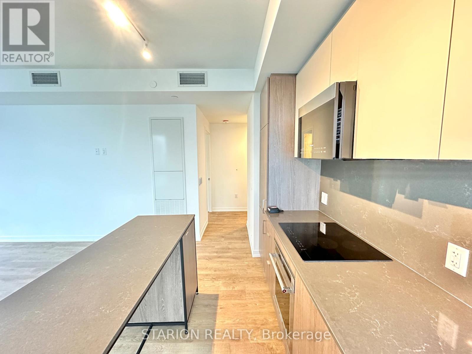 205 - 251 Masonry Way, Mississauga, Ontario  L5H 0B3 - Photo 12 - W12642654