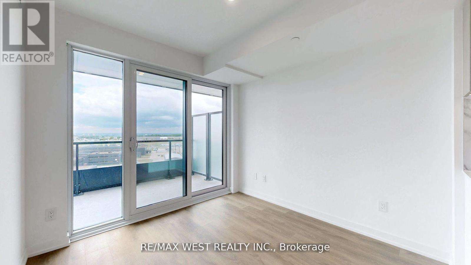 1016 - 1100 Sheppard Avenue W, Toronto, Ontario  M3J 0H1 - Photo 12 - W12642666