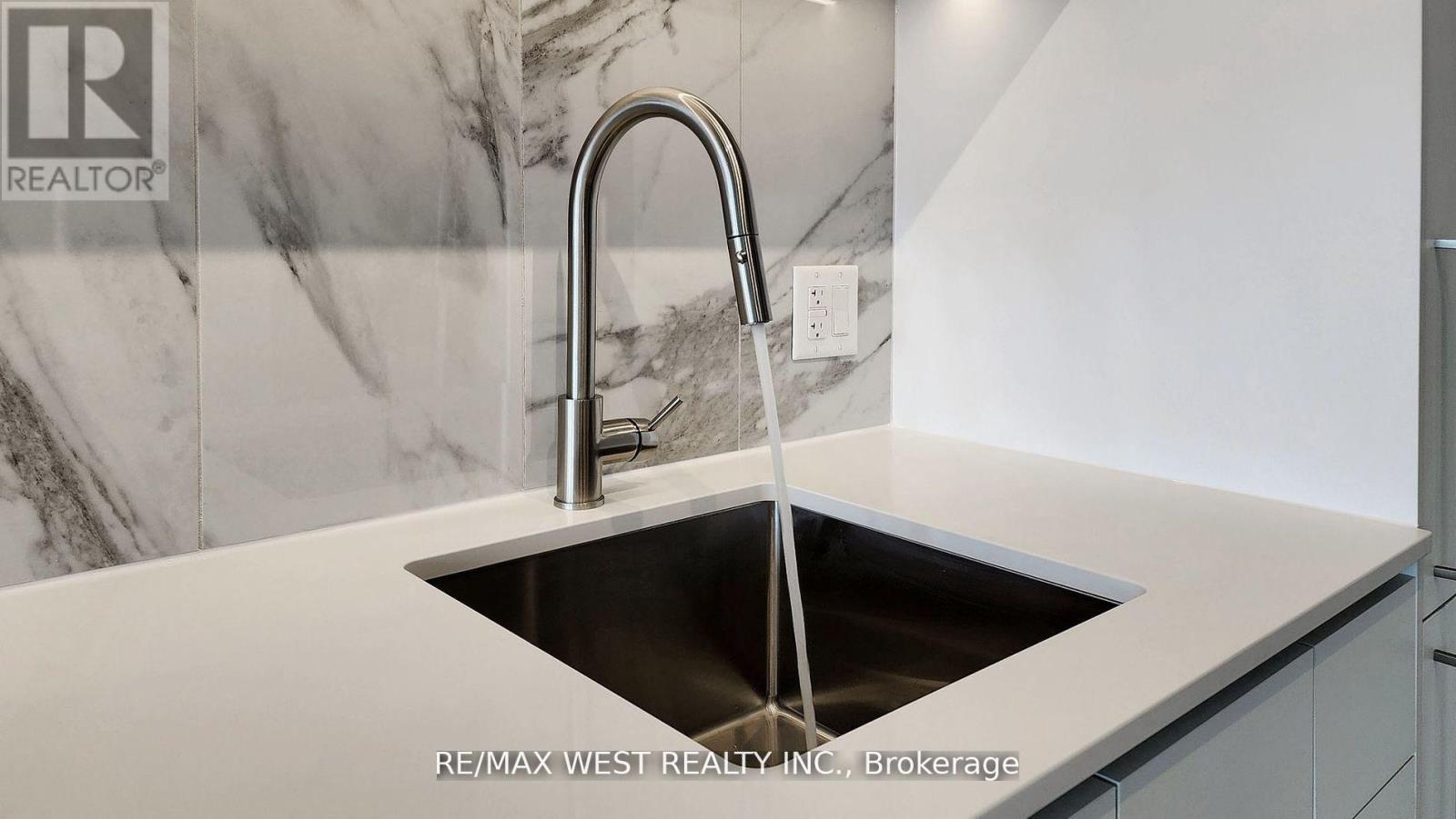 1016 - 1100 Sheppard Avenue W, Toronto, Ontario  M3J 0H1 - Photo 17 - W12642666