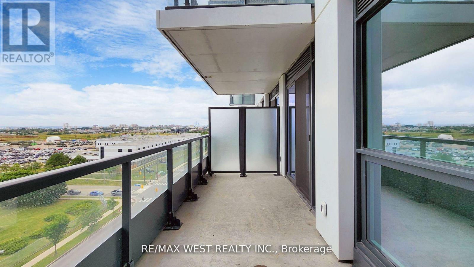 1016 - 1100 Sheppard Avenue W, Toronto, Ontario  M3J 0H1 - Photo 30 - W12642666