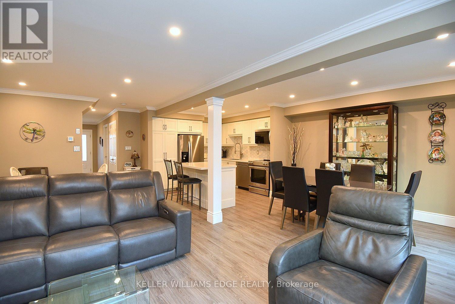 20 - 1245 Stephenson Drive, Burlington, Ontario  L7S 2M1 - Photo 7 - W12642672