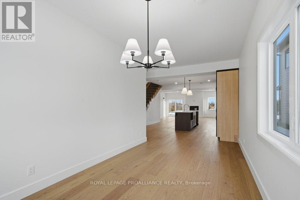 39 Fraser Drive, Quinte West, Ontario  K0K 1E0 - Photo 11 - X12642808