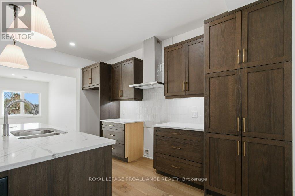 39 Fraser Drive, Quinte West, Ontario  K0K 1E0 - Photo 7 - X12642808