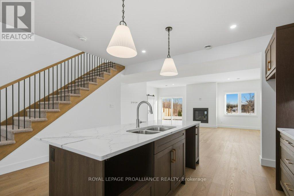 39 Fraser Drive, Quinte West, Ontario  K0K 1E0 - Photo 8 - X12642808