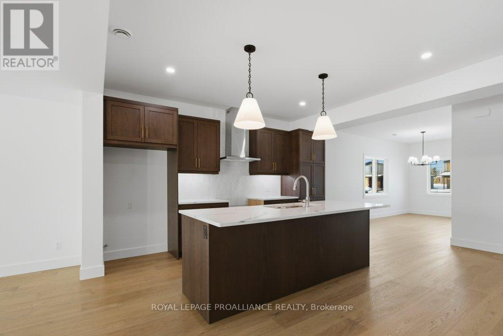 39 Fraser Drive, Quinte West, Ontario  K0K 1E0 - Photo 9 - X12642808