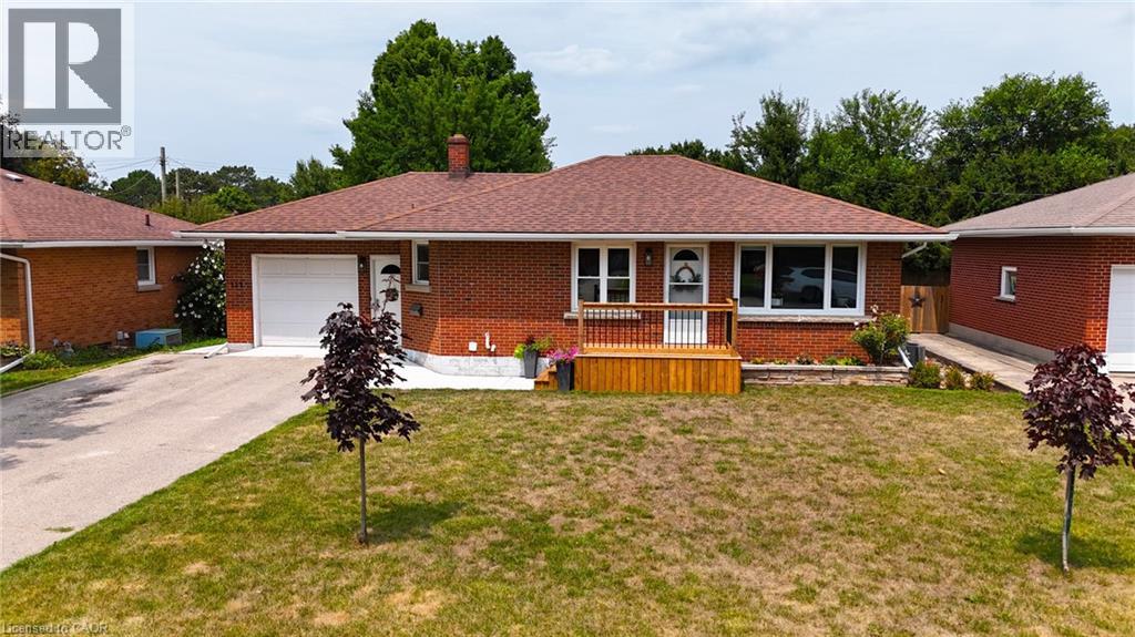 153 Connaught Avenue, Delhi, Ontario  N4B 1K8 - Photo 3 - 40773070