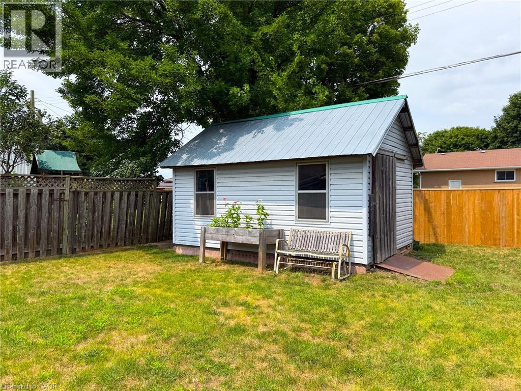 153 Connaught Avenue, Delhi, Ontario  N4B 1K8 - Photo 28 - 40773070