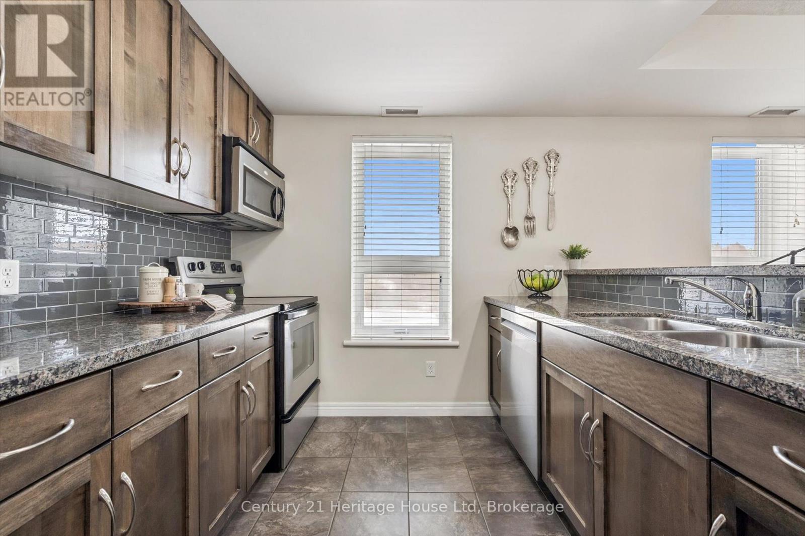 402 - 901 Paisley Road, Guelph, Ontario  N1K 0A7 - Photo 11 - X12642762