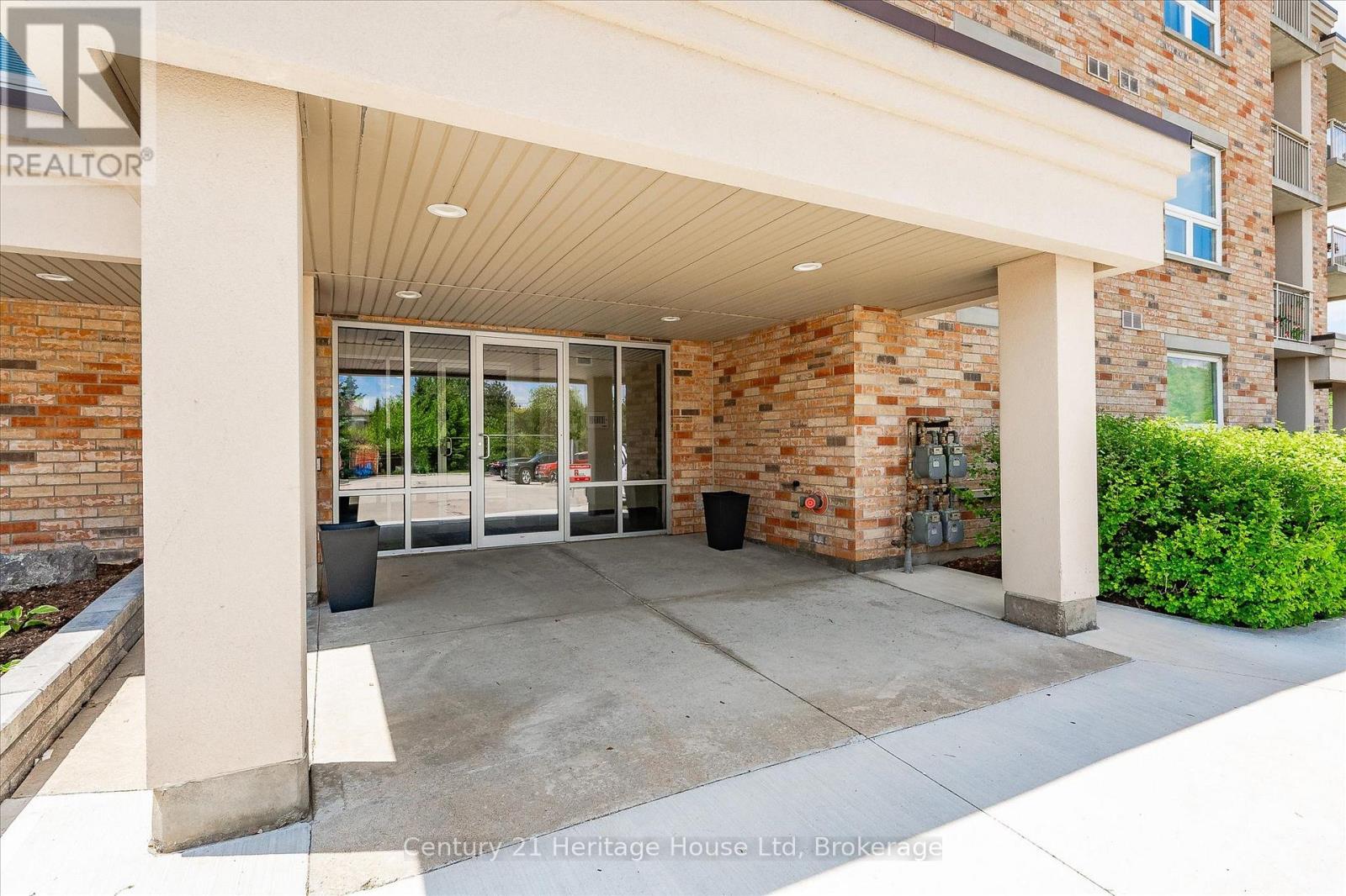 402 - 901 Paisley Road, Guelph, Ontario  N1K 0A7 - Photo 30 - X12642762