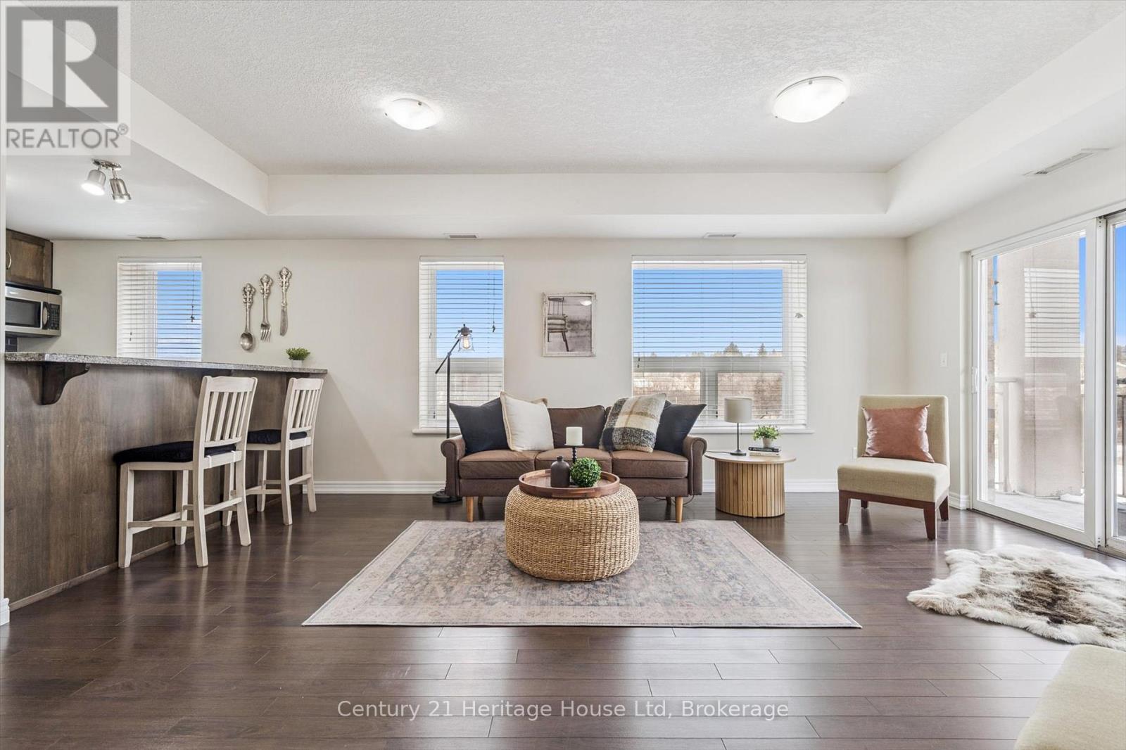 402 - 901 Paisley Road, Guelph, Ontario  N1K 0A7 - Photo 6 - X12642762