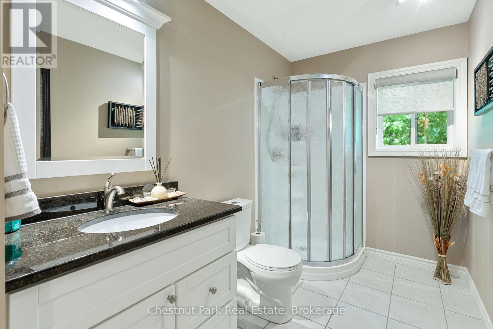 207 2nd Street W, Owen Sound, Ontario  N4K 0A6 - Photo 29 - X12642830