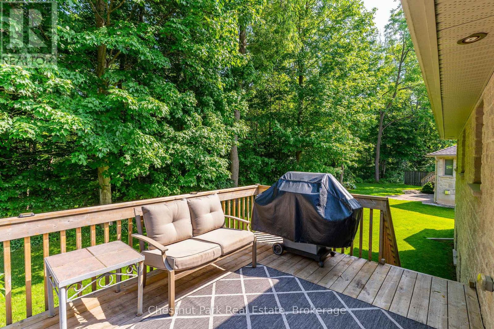 207 2nd Street W, Owen Sound, Ontario  N4K 0A6 - Photo 34 - X12642830