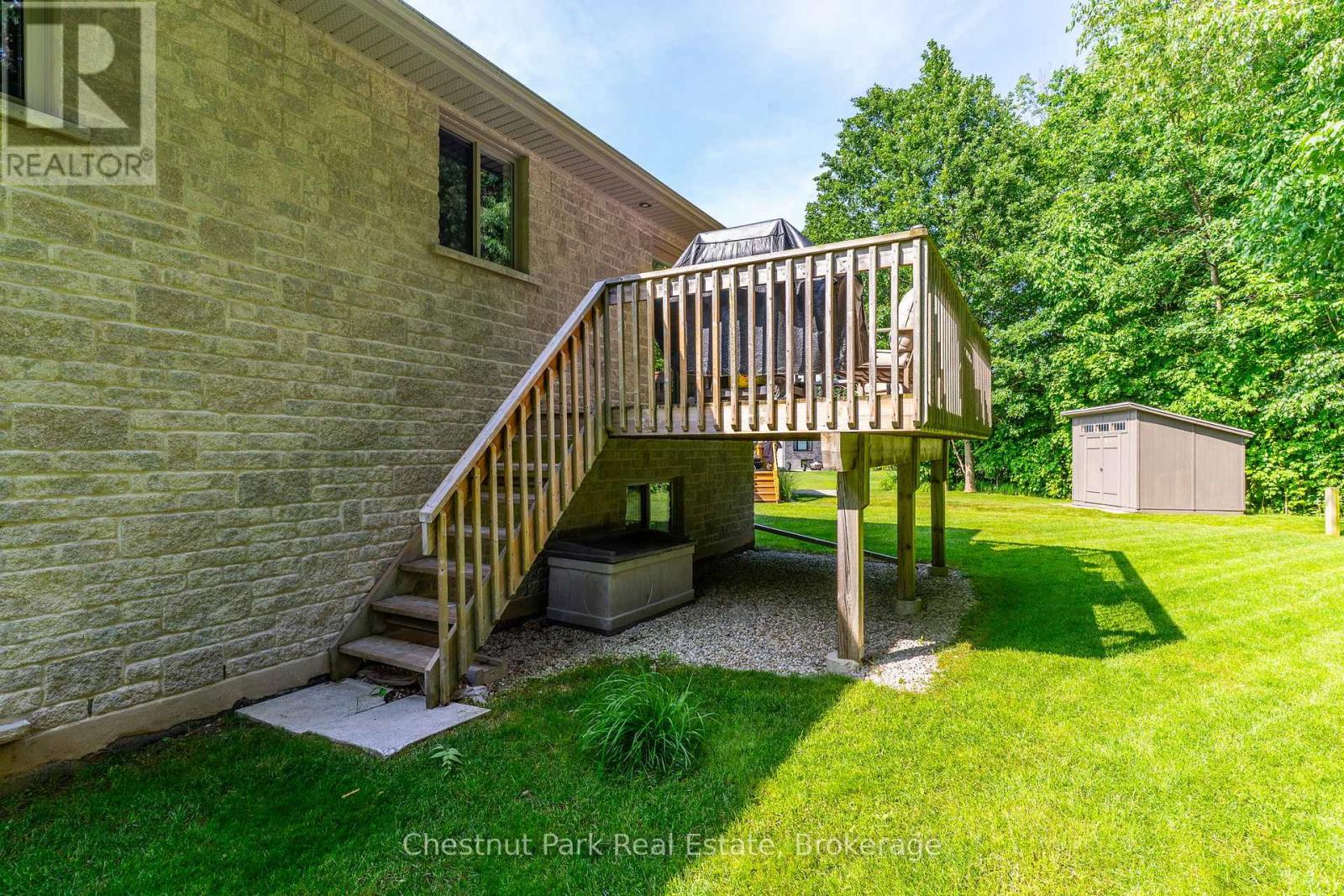 207 2nd Street W, Owen Sound, Ontario  N4K 0A6 - Photo 35 - X12642830