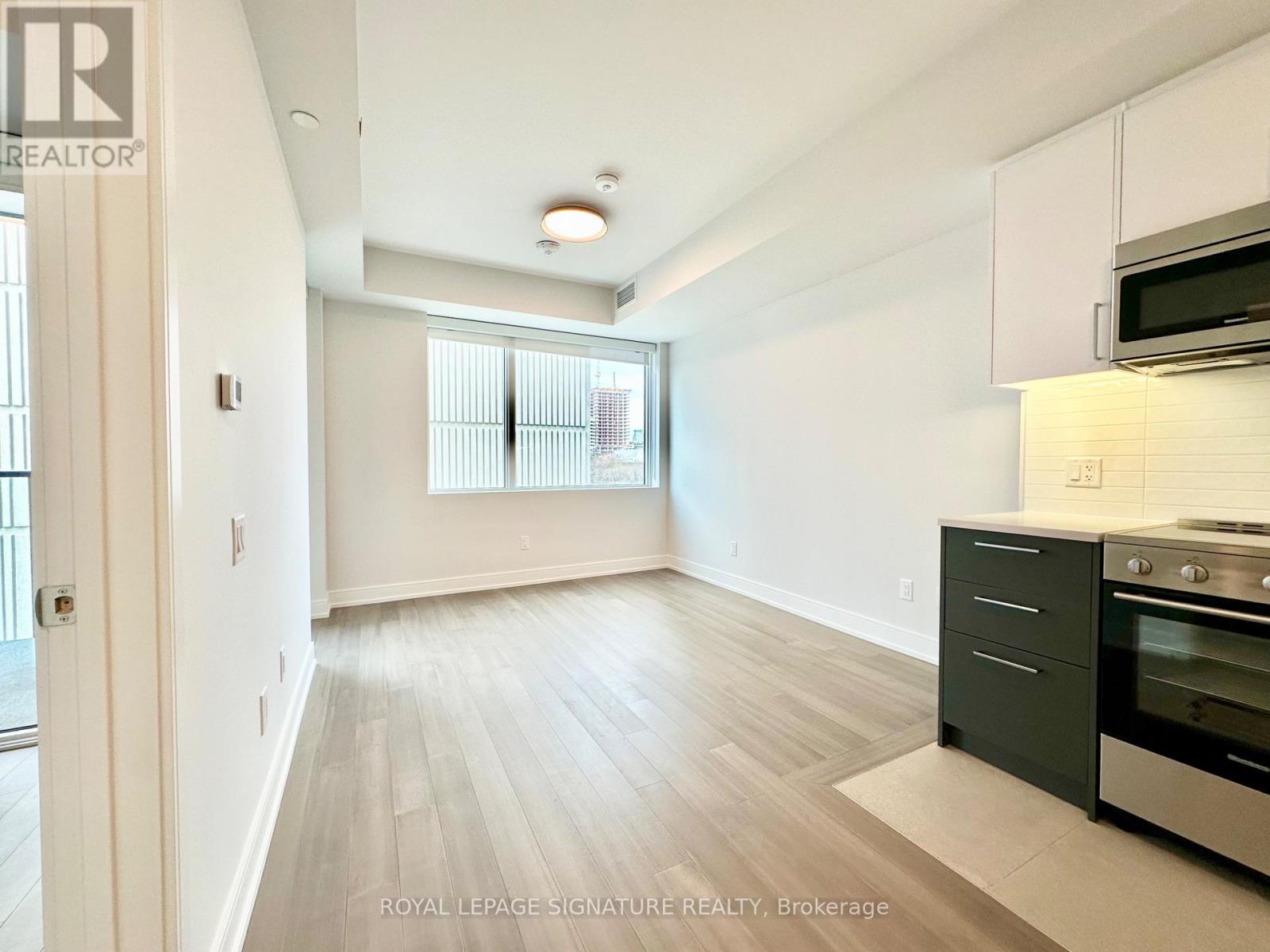 604 - 664 Spadina Avenue, Toronto, Ontario  M5S 0G4 - Photo 2 - C12435366