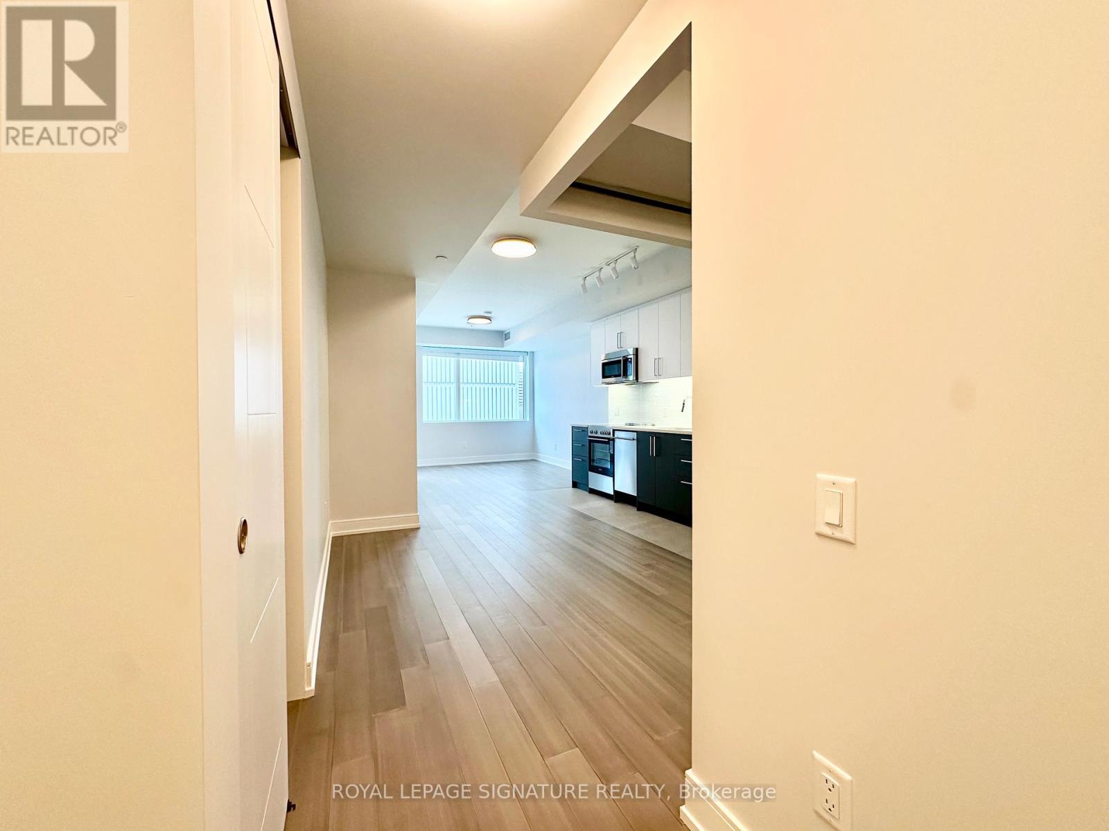 604 - 664 Spadina Avenue, Toronto, Ontario  M5S 0G4 - Photo 4 - C12435366