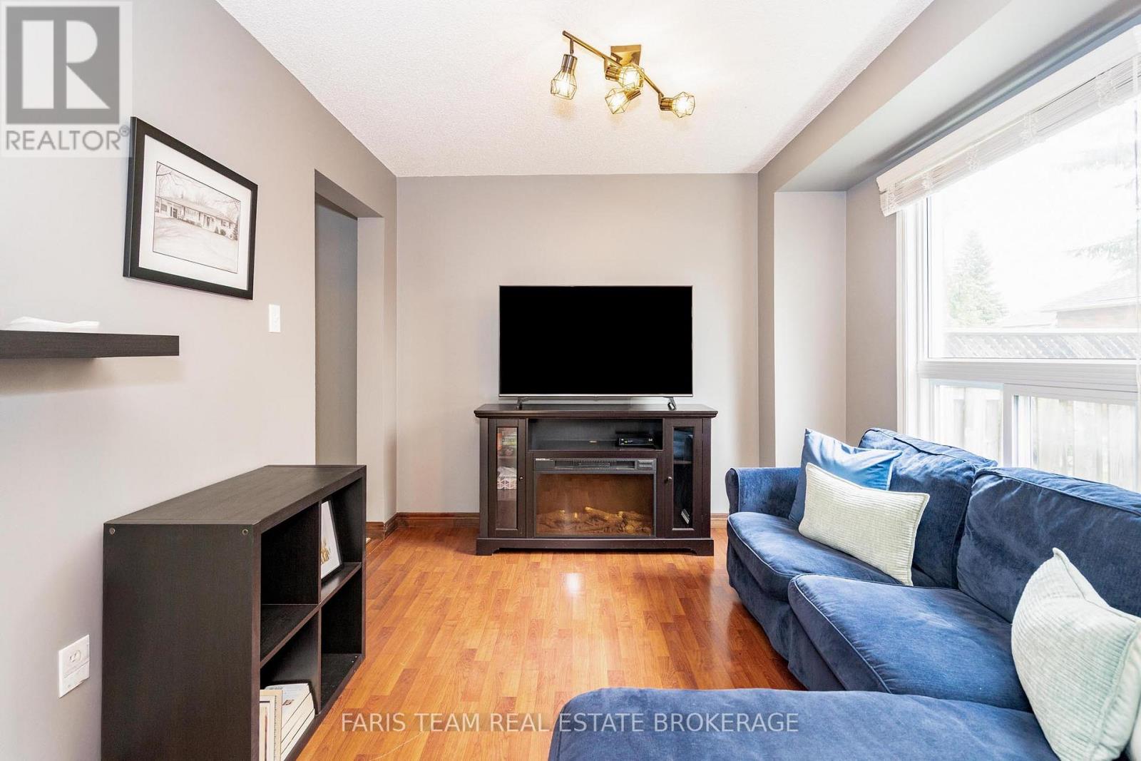 230 Kozlov Street, Barrie, Ontario  L4N 7H6 - Photo 13 - S12554512