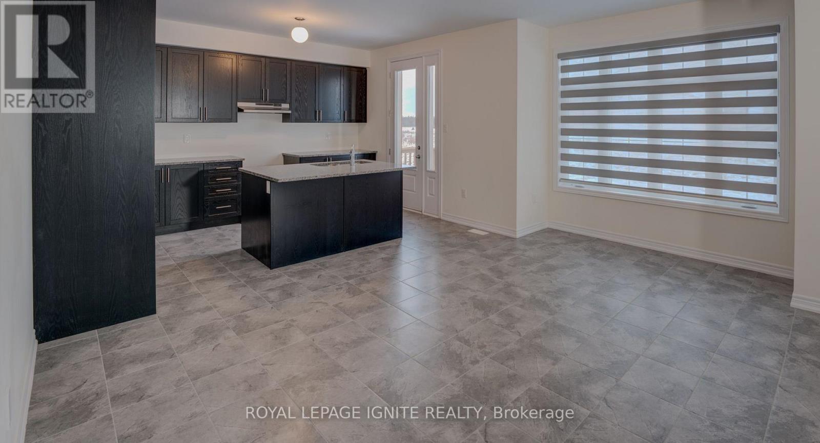 43 East Vista Terrace, Quinte West, Ontario  K0K 1L0 - Photo 11 - X12642680