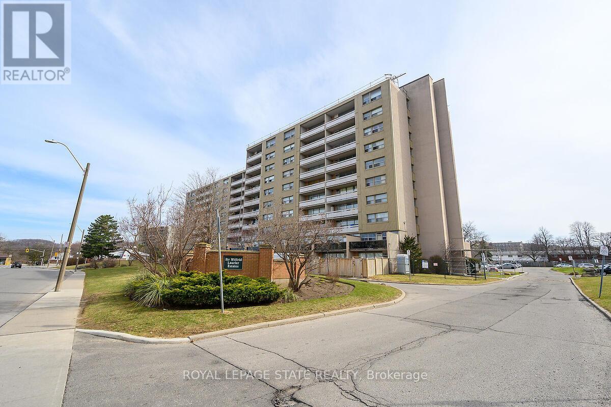 811 - 15 ALBRIGHT ROAD, Hamilton, Ontario