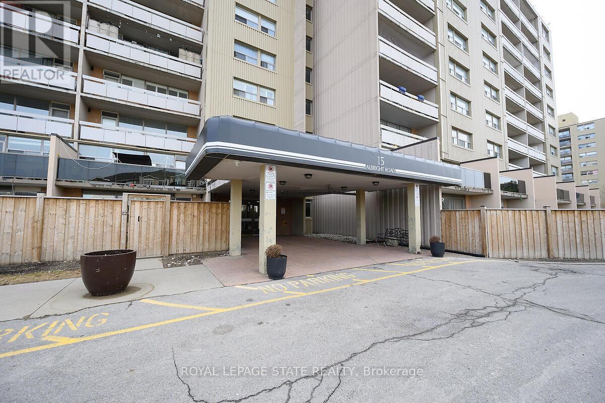 811 - 15 Albright Road, Hamilton, Ontario L8K 5J2 - Photo 2 - X12642684