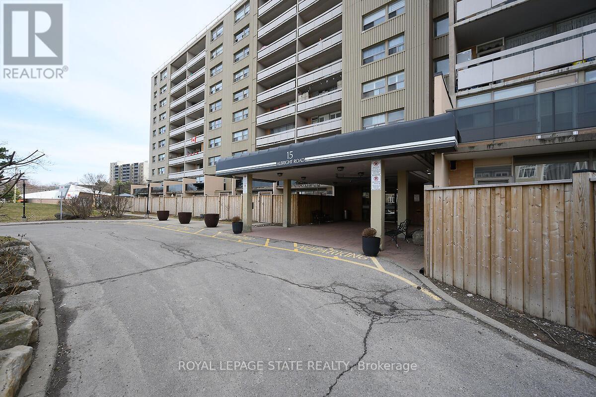 811 - 15 Albright Road, Hamilton, Ontario L8K 5J2 - Photo 3 - X12642684