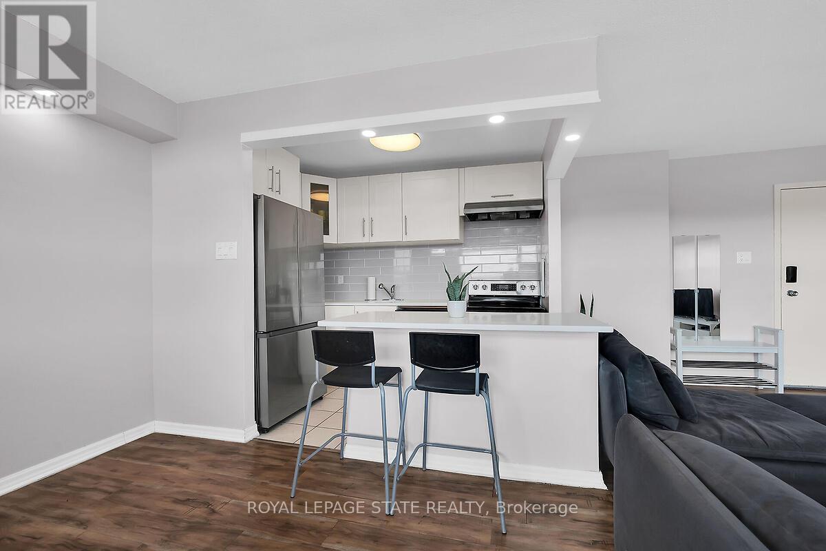 811 - 15 Albright Road, Hamilton, Ontario L8K 5J2 - Photo 9 - X12642684