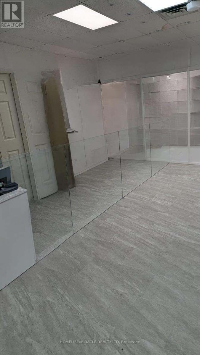 2 - 769 Southdale Road, London South, Ontario  N6E 3B9 - Photo 4 - X12642706