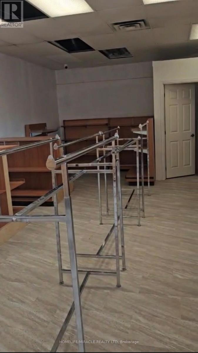 2 - 769 Southdale Road, London South, Ontario  N6E 3B9 - Photo 8 - X12642706