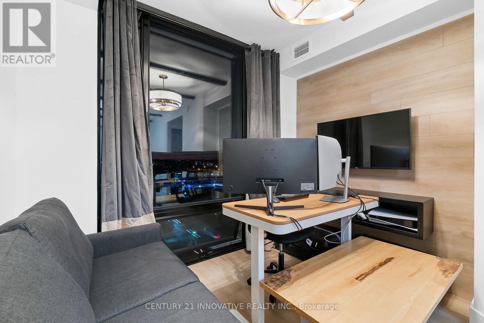 1208 - 145 Columbia Street W, Waterloo, Ontario  N2L 0K7 - Photo 17 - X12642708