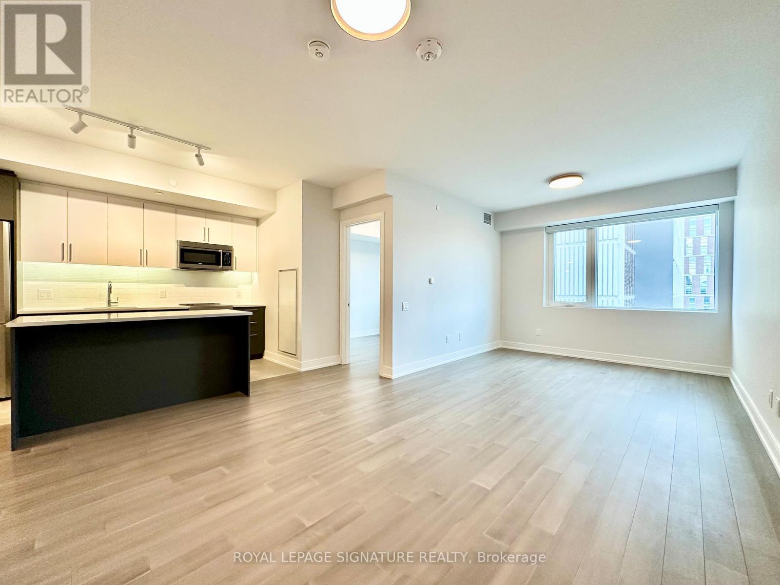 1002 - 664 Spadina Avenue, Toronto, Ontario  M5S 0G4 - Photo 2 - C12642640