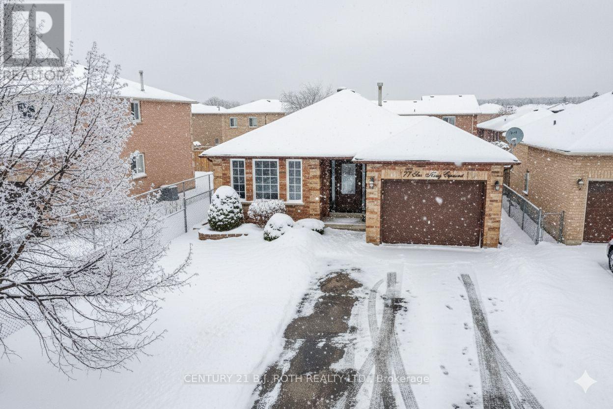 77 Sun King Crescent, Barrie, Ontario  L4M 7K4 - Photo 2 - S12321318