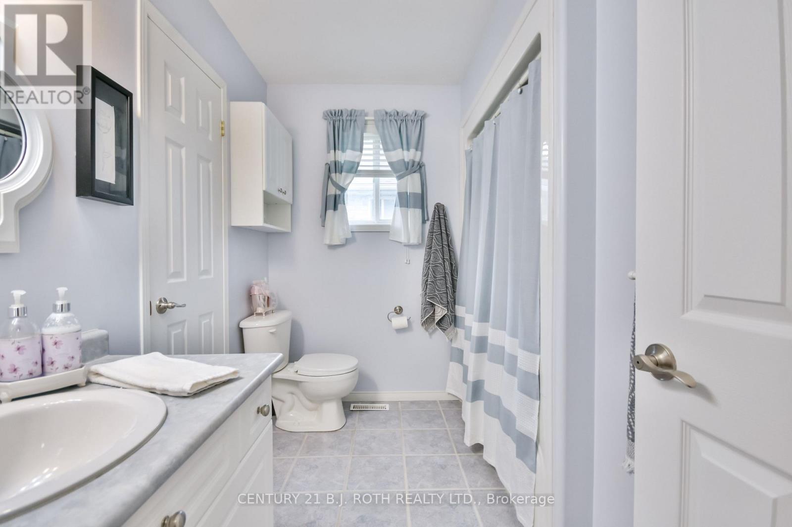 77 Sun King Crescent, Barrie, Ontario  L4M 7K4 - Photo 19 - S12321318