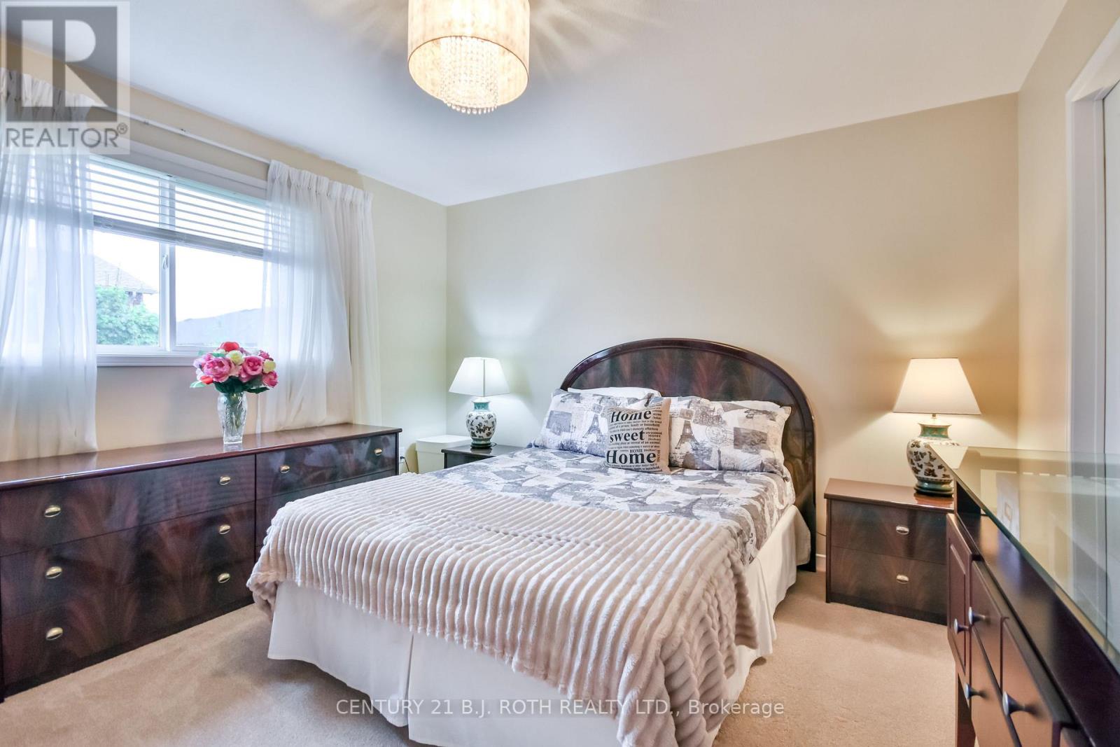 77 Sun King Crescent, Barrie, Ontario  L4M 7K4 - Photo 15 - S12321318